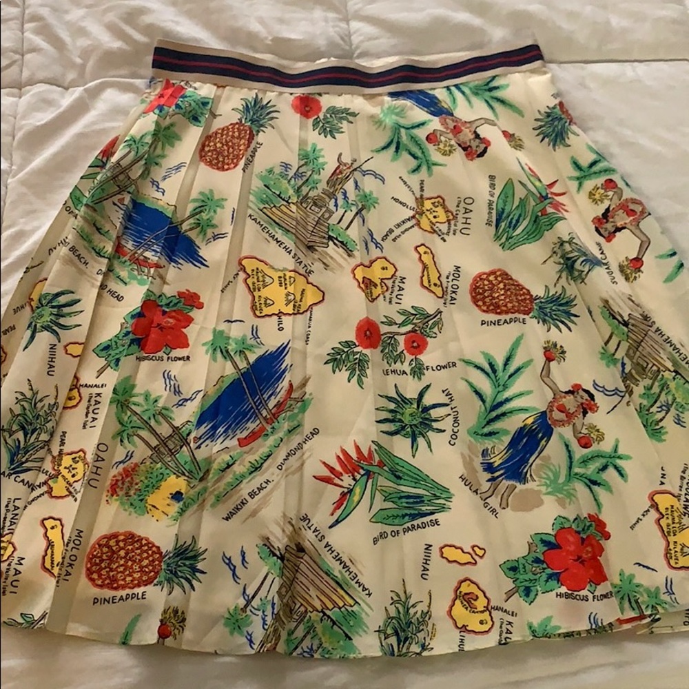 J crew pleated Hawaii skirt